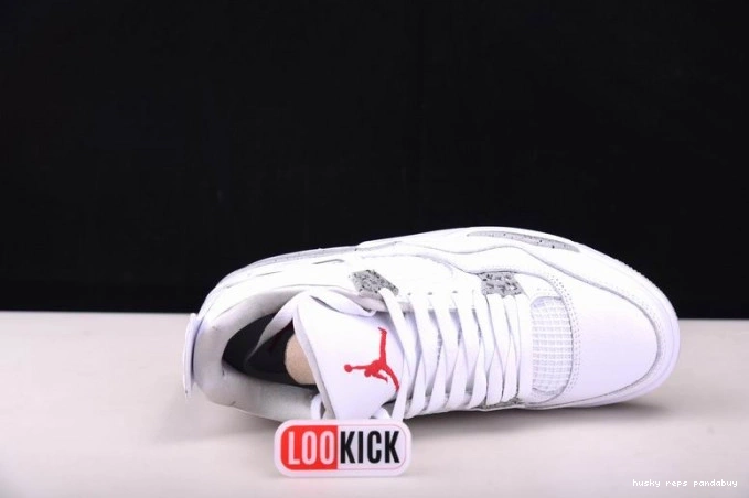 Cheap Husky 4 Retro CT8527-100 (2021) Oreo White Jordan 0821